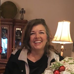 Meet your Posher, Cynthia